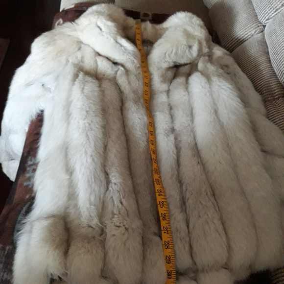 Coat - Picture 14 of 16